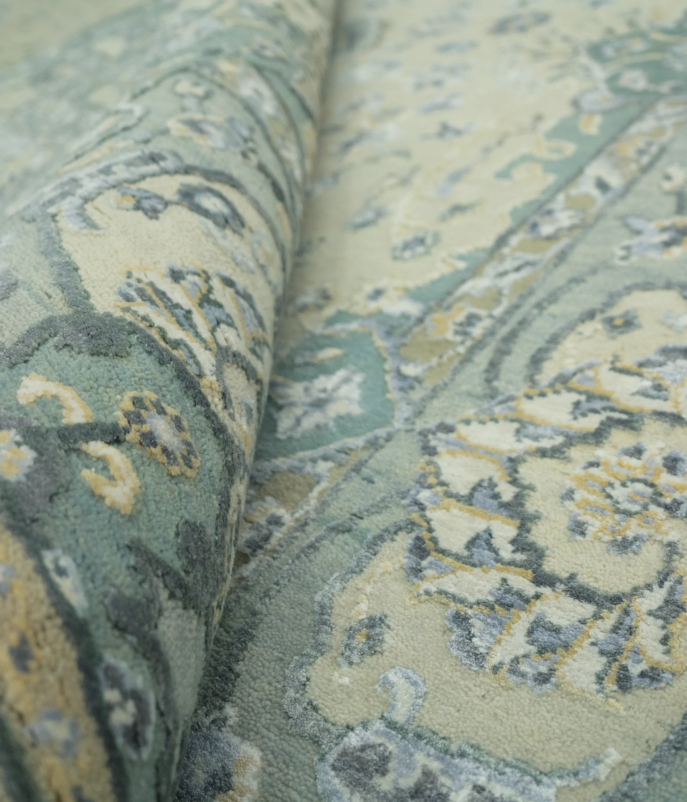 Ivory Kensington - Image 5